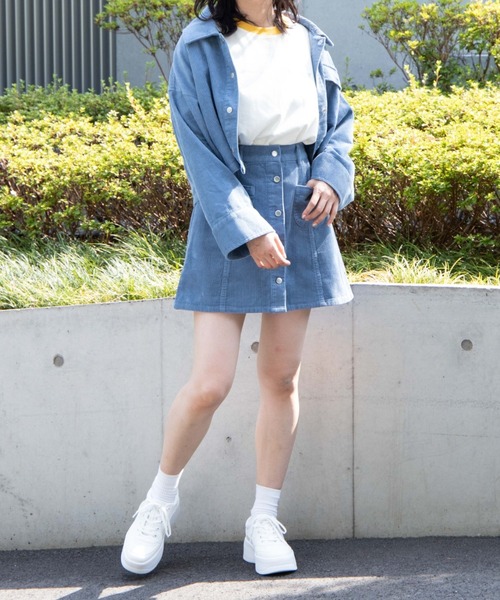 WEGO（ウィゴー）の「WEGO/コーデュロイショートジャケット（ブルゾン・レディース・ベージュ/サックスブルー/アイボリー・FREE）」の14枚目の写真