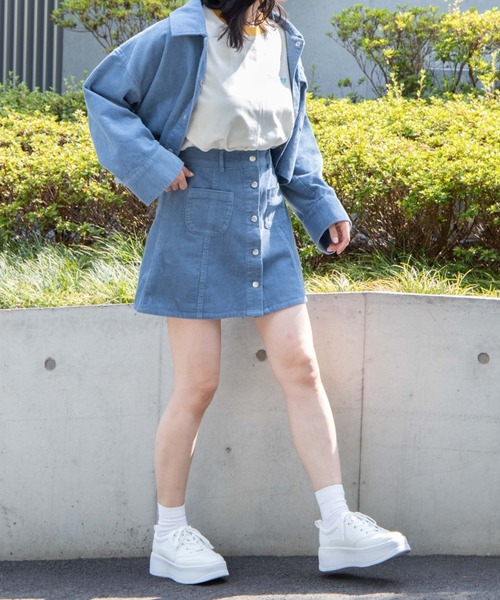 WEGO（ウィゴー）の「WEGO/コーデュロイショートジャケット（ブルゾン・レディース・ベージュ/サックスブルー/アイボリー・FREE）」の13枚目の写真