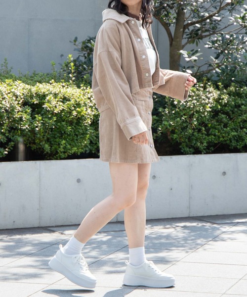 WEGO（ウィゴー）の「WEGO/コーデュロイショートジャケット（ブルゾン・レディース・ベージュ/サックスブルー/アイボリー・FREE）」の17枚目の写真