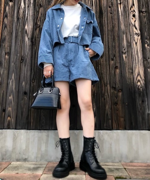 WEGO（ウィゴー）の「WEGO/コーデュロイショートジャケット（ブルゾン・レディース・ベージュ/サックスブルー/アイボリー・FREE）」の4枚目の写真