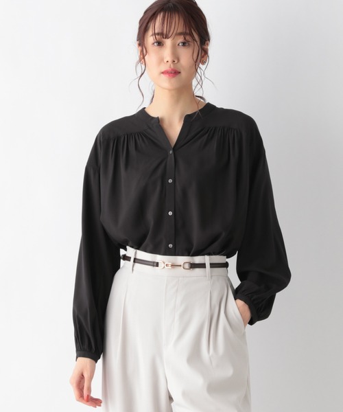 GLOBAL WORK（グローバルワーク）の「サラサラリラックスブラウス長袖/957863（シャツ/ブラウス・レディース・ブラック/ホワイト系その他2/グリーン系その他4/ブルー系その他4/パープル系その他4・SMALL/MEDIUM/LARGE）」の12枚目の写真