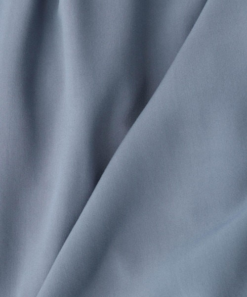 GLOBAL WORK（グローバルワーク）の「サラサラリラックスブラウス長袖/957863（シャツ/ブラウス・レディース・ブラック/ホワイト系その他2/グリーン系その他4/ブルー系その他4/パープル系その他4・SMALL/MEDIUM/LARGE）」の14枚目の写真