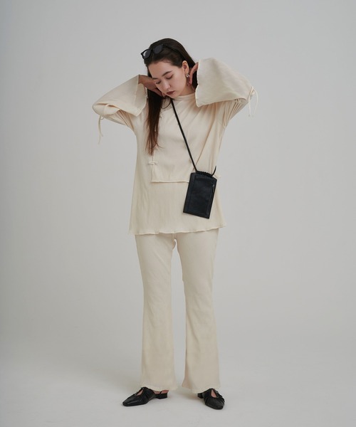 TINA：JOJUN（ティーナジョジュン）の「楊柳 フレアパンツ TINA：JOJUN（その他パンツ・レディース・ブラック/ホワイト・M/S）」の3枚目の写真