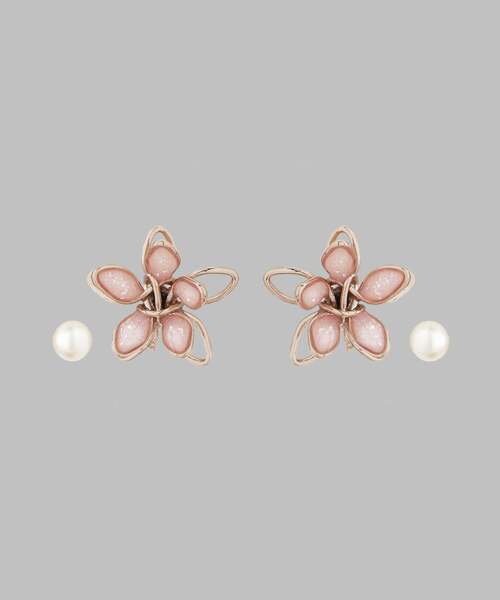 ANEMONE（アネモネ）の「プチフラワー×プチパールピアス[2ペアセット]（ピアス（両耳用）・レディース・ライトグレー/ホワイト/ブルー/ピンク・FREE）」の4枚目の写真