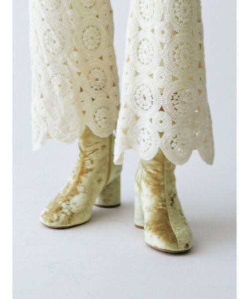 Ungrid（アングリッド）の「サークルヒールベロアブーツ（ブーツ・レディース・パープル/ゴールド・S/M/L）」の7枚目の写真