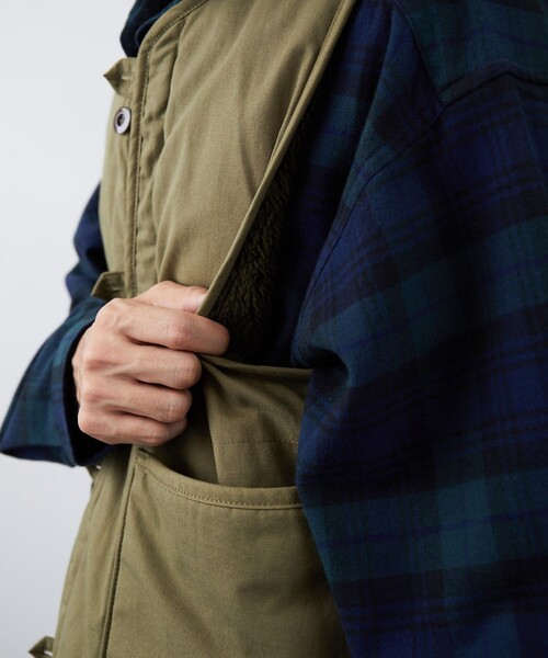 ARMY TWILL(アーミーツイル)の「ARMYTWILL/アーミーツイル 別注リバーシブルボアベスト(その他アウター・メンズ・ブラック/オリーブ・MEDIUM/LARGE)」の20枚目の写真