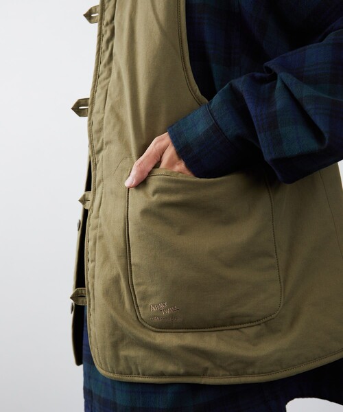 ARMY TWILL(アーミーツイル)の「ARMYTWILL/アーミーツイル 別注リバーシブルボアベスト(その他アウター・メンズ・ブラック/オリーブ・MEDIUM/LARGE)」の21枚目の写真