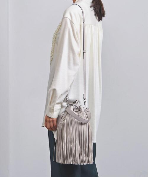 J&M Davidson（ジェイアンドエムデヴィッドソン）の「＜J&M DAVIDSON（ジェイアンドエム デヴィッドソン）＞THE FRINGE バッグ ■■■（ショルダーバッグ・レディース・ライトグレー・FREE）」の16枚目の写真