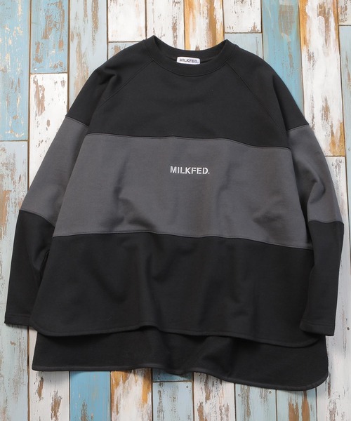 MILKFED.（ミルクフェド）の「BICOLOR WIDE TOP（スウェット・レディース・ブラック/ベージュ/アッシュ・ONE SIZE）」の17枚目の写真