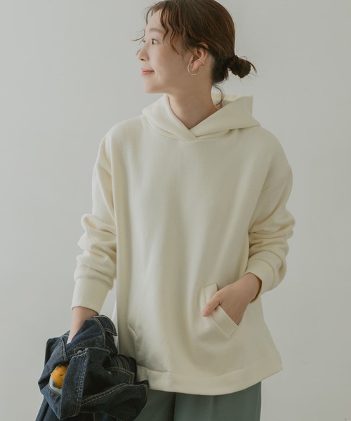 F by ROSSO（エフバイロッソ）の「F by ROSSO　ソフト裏毛フレアプルパーカー（パーカー・レディース・オフホワイト/グリーン/モカ・FREE）」の7枚目の写真