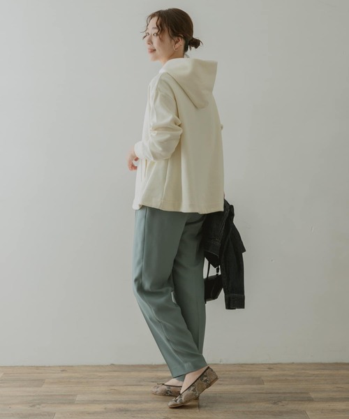 F by ROSSO（エフバイロッソ）の「F by ROSSO　ソフト裏毛フレアプルパーカー（パーカー・レディース・オフホワイト/グリーン/モカ・FREE）」の20枚目の写真