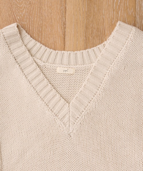 fupel（フぺル）の「ワイドVネックニットベスト（ベスト・レディース・アイボリー/グリーン系その他/テラコッタ・SMALL/MEDIUM）」の18枚目の写真