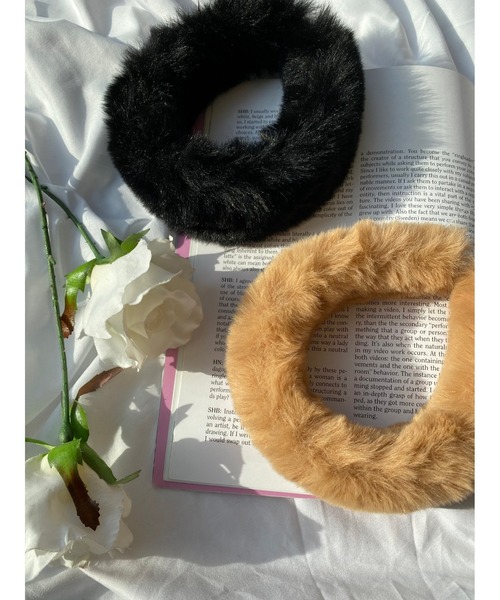 WC（ダブル シー）の「ボリュームフェイクファーカチューシャ（カチューシャ・レディース・ブラック/ベージュ・FREE）」の3枚目の写真