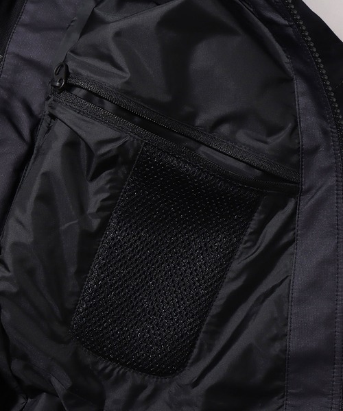 ジャケット・アウター DESCENTE JACKET REBUILD BLACK atmos atmos（アトモス）の「DESCENTE RE: DESCENTE BUILD ZW PATCHWORK