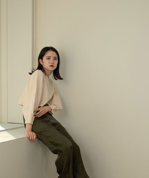 I_am（アイアム）の「puff sleeve design cut（シャツ/ブラウス・レディース・ブラック/ブラウン/アイボリー・FREE）」の12枚目の写真