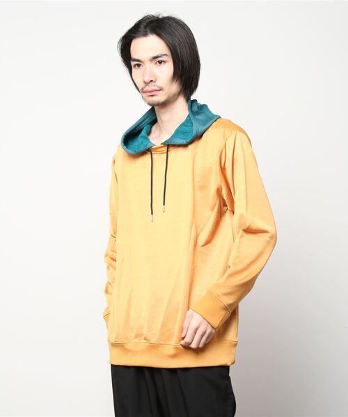 Uncut Bound(アンカットバウンド)の「TWO WAG(トゥーワッグ) HOODIE/フーディー(パーカー・メンズ・ホワイト/ブルー/ピンク・SMALL/MEDIUM/LARGE)」の1枚目の写真