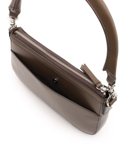 tk.TAKEO KIKUCHI（ティーケータケオキクチ）の「◆シンセティックレザー2WAYムーンバッグ（ショルダーバッグ・メンズ・ブラック/ブラウン系その他・00）」の10枚目の写真