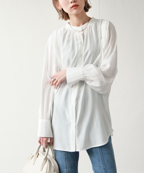 Chillfar(チルファー)の「2WAYボリューム袖ギャザーブラウス(シャツ/ブラウス・レディース・ベージュ/オフホワイト/オレンジ/グリーン・MEDIUM/LARGE)」の17枚目の写真