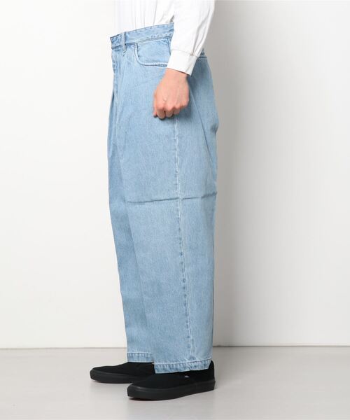 FARAH（ファーラー）の「FARAH Two-tuck Wide Tapered Pants FR0201