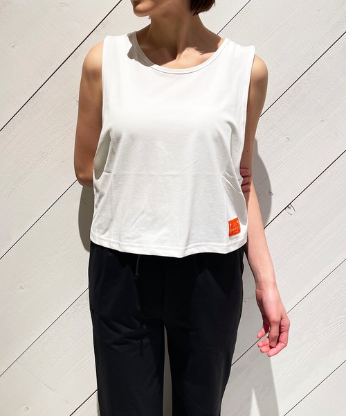 Hurley (ハーレー)の「W UTILITY NAME TANK ハーレーレディース水陸両用タンクトップ ラッシュガードタンクトップ(タンクトップ・レディース・ブラック/オフホワイト/カーキ・SMALL/MEDIUM)」の2枚目の写真