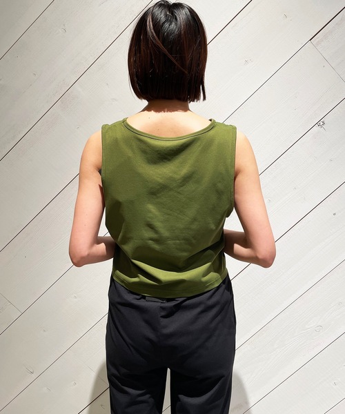 Hurley (ハーレー)の「W UTILITY NAME TANK ハーレーレディース水陸両用タンクトップ ラッシュガードタンクトップ(タンクトップ・レディース・ブラック/オフホワイト/カーキ・SMALL/MEDIUM)」の19枚目の写真