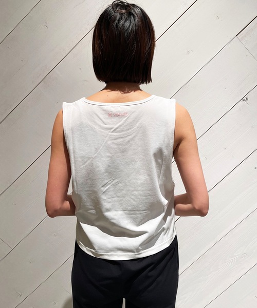Hurley (ハーレー)の「W UTILITY NAME TANK ハーレーレディース水陸両用タンクトップ ラッシュガードタンクトップ(タンクトップ・レディース・ブラック/オフホワイト/カーキ・SMALL/MEDIUM)」の7枚目の写真