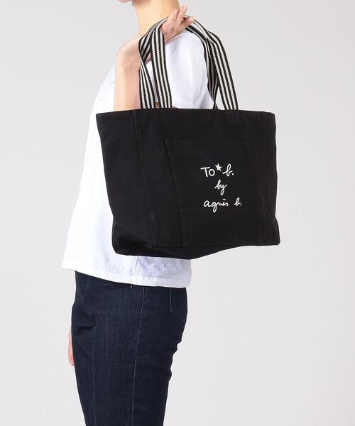 To b. by agnes b.(トゥービーバイアニエスベー)の「ロゴ 刺繍 コットン スクエア トートバッグ(トートバッグ・レディース・ブラック・FREE)」の9枚目の写真