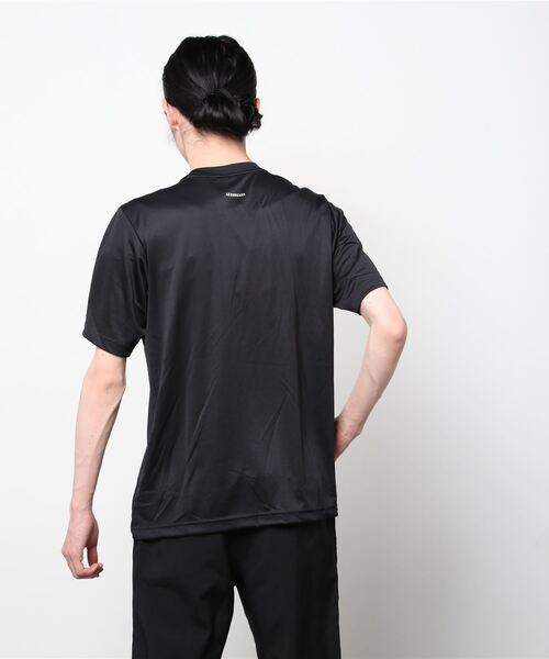 adidas（アディダス）の「アディダス adidas バッジ オブ スポーツ 半袖 Tシャツ / Badge of Sport Tee（Tシャツ/カットソー・メンズ・ブラック/ホワイト/ネイビー・S/LL/L/M/3L）」の5枚目の写真