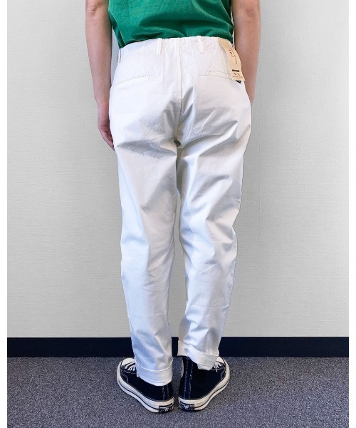 SCOTCH&SODA(スコッチアンドソーダ)の「カラー チノパンツ【164431】(その他パンツ・メンズ・ネイビー/ホワイト/イエロー・33inch/32inch/29inch/31inch/30inch)」の10枚目の写真