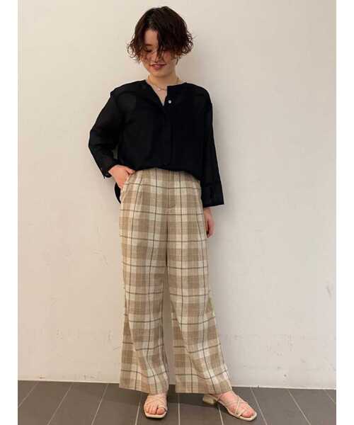 human woman（ヒューマンウーマン）の「◆麻みえポリエステルツイルチェックパンツ（その他パンツ・レディース・ベージュ系その他3・SMALL/MEDIUM）」の16枚目の写真