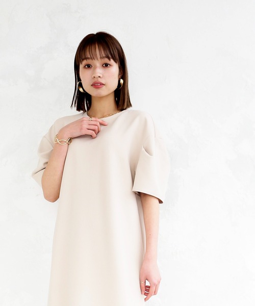 Emilyan（エミリアン）の「【2022SS】ダブルフェイスストレッチ・ボリュームスリーブワンピース（ワンピース・レディース・チャコールグレー/ベージュ/サックスブルー・9号）」の7枚目の写真