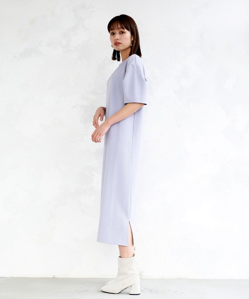 Emilyan（エミリアン）の「【2022SS】ダブルフェイスストレッチ・ボリュームスリーブワンピース（ワンピース・レディース・チャコールグレー/ベージュ/サックスブルー・9号）」の5枚目の写真