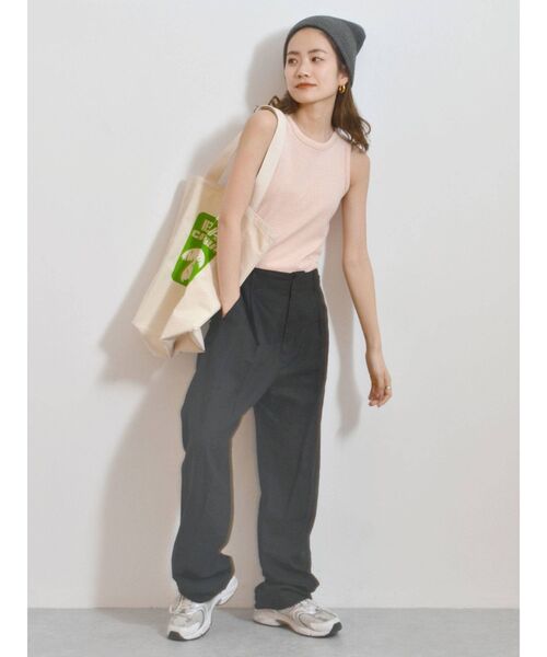 Ungrid(アングリッド)の「草木染テレコタンクトップ(タンクトップ・レディース・アイボリー/ピンク/オレンジ/グリーン/ブルー・FREE)」の14枚目の写真