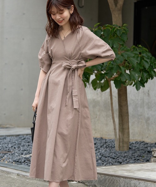 natural couture（ナチュラルクチュール）の「春夏に着たい大人上品な1着 綿麻カシュクール風ランタンワンピース（ワンピース・レディース・ブラック/モカ/グリーン/ブルー/ドット・FREE）」の13枚目の写真