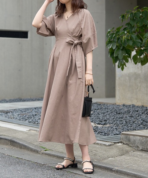 natural couture（ナチュラルクチュール）の「春夏に着たい大人上品な1着 綿麻カシュクール風ランタンワンピース（ワンピース・レディース・ブラック/モカ/グリーン/ブルー/ドット・FREE）」の14枚目の写真