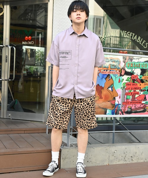 URBAN COLLECTION（アーバンコレクション）の「フォトバックプリント半袖シャツ（シャツ/ブラウス・メンズ・ピンク/ホワイト/ブルー/ブラック・L/M）」の9枚目の写真