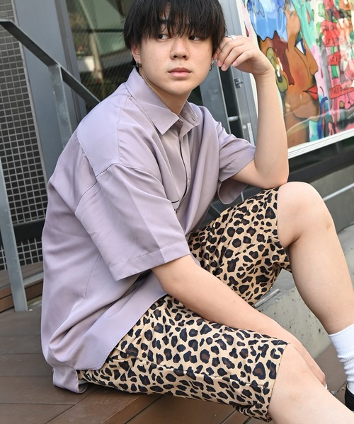 URBAN COLLECTION（アーバンコレクション）の「フォトバックプリント半袖シャツ（シャツ/ブラウス・メンズ・ピンク/ホワイト/ブルー/ブラック・L/M）」の5枚目の写真