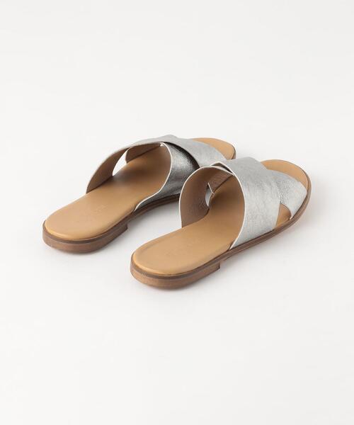 BE CALLEJON(ビーカジェホン)の「<BE CALLEJON>クロスサンダル(サンダル・レディース・シルバー/ナチュラル・39/38/37/36)」の5枚目の写真
