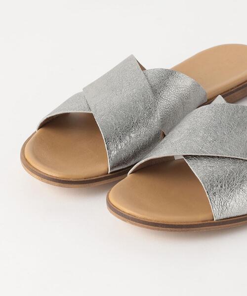 BE CALLEJON(ビーカジェホン)の「<BE CALLEJON>クロスサンダル(サンダル・レディース・シルバー/ナチュラル・39/38/37/36)」の6枚目の写真