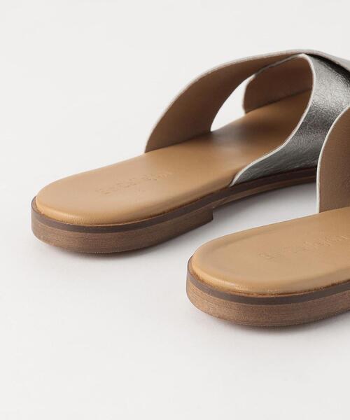 BE CALLEJON(ビーカジェホン)の「<BE CALLEJON>クロスサンダル(サンダル・レディース・シルバー/ナチュラル・39/38/37/36)」の7枚目の写真