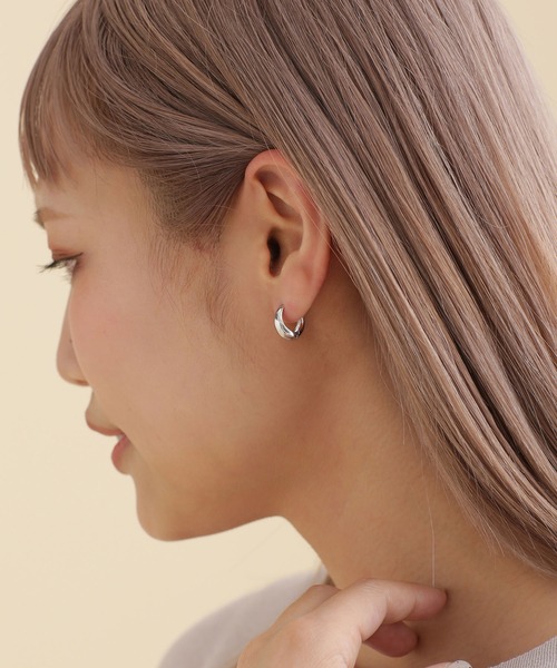 NANO universe（ナノユニバース）の「LB.04/フープピアス（ピアス（両耳用）・レディース・シルバー/ゴールド・FREE）」の7枚目の写真