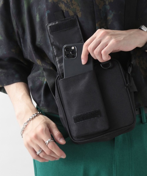 Dickies（ディッキーズ）の「【Dickies】スクエアミニショルダーバッグ（ショルダーバッグ・メンズ・ブラック/オリーブ/オレンジ・FREE）」の5枚目の写真