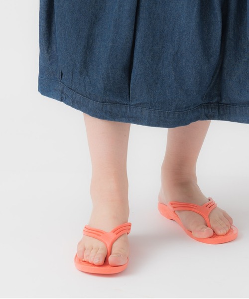 salle de bal（サルデバル）の「MARUNAKA / マルナカ  トングサンダル  ビーチサンダル ビーサン 便サン No 95 MKG（サンダル・レディース・オレンジ/ブラック/ベージュ・L/M）」の3枚目の写真