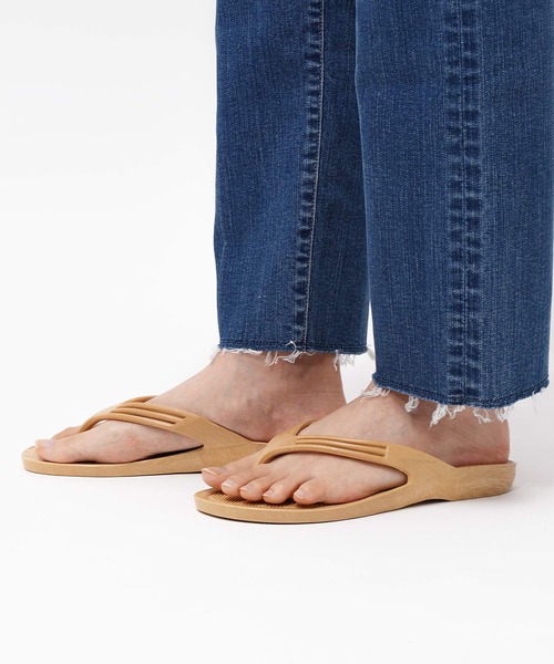 salle de bal（サルデバル）の「MARUNAKA / マルナカ  トングサンダル  ビーチサンダル ビーサン 便サン No 95 MKG（サンダル・レディース・オレンジ/ブラック/ベージュ・L/M）」の9枚目の写真