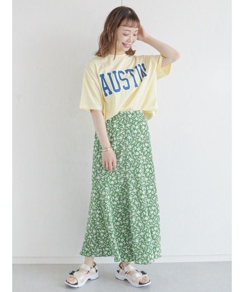 ehka sopo（エヘカソポ）の「カレッジロゴTシャツ（Tシャツ/カットソー・レディース・ネイビー/オフホワイト/イエロー/グリーン・ﾌﾘ-）」の15枚目の写真