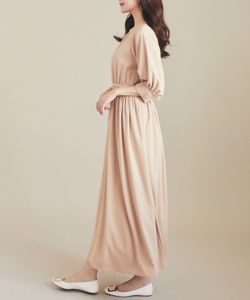 HALUHIROINE（ハルヒロイン）の「タックデザインワンピース（ドレス・レディース・ブラック/ベージュ・FREE）」の21枚目の写真