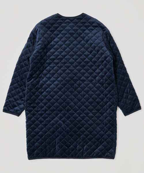 UNIVERSAL OVERALL(ユニバーサルオーバーオール)の「【UNIVERSAL OVERALL】QUILT VELOR COAT / キルティング中綿ベロアコート(ダウンジャケット/コート・レディース・ネイビー/ブラック・MEDIUM/LARGE)」の5枚目の写真