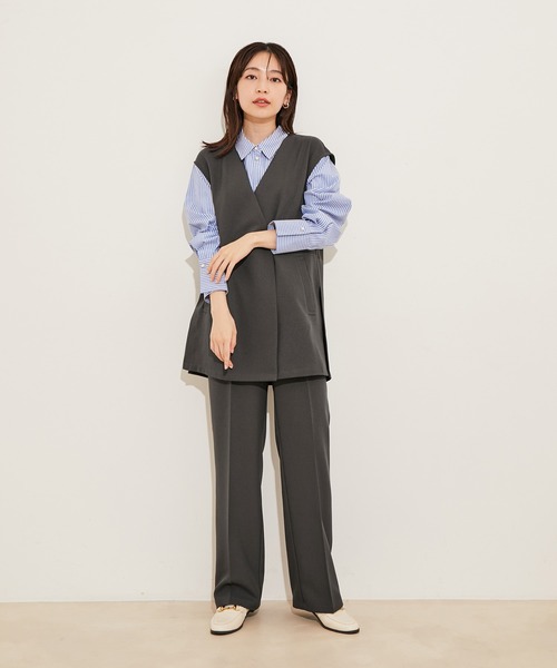vis-`a-vis(ビサビ)の「【WEB限定】【洗える】ジレ&ストレートパンツセット(スラックス・レディース・チャコールグレー/ベージュ/ピンク系その他2・S/M)」の4枚目の写真