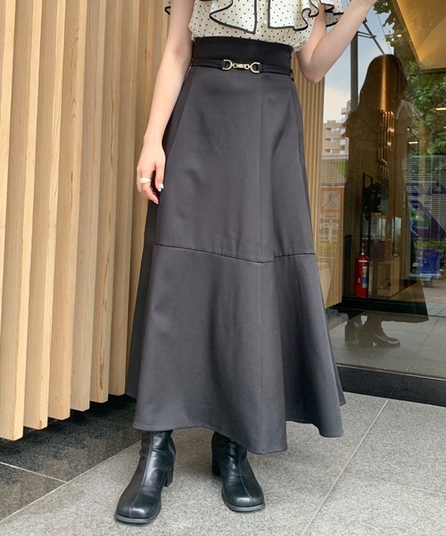 OLIVE des OLIVE（オリーブデオリーブ）の「【WEB限定カラー有】ビットベルト付きフレアスカート（スカート・レディース・オフホワイト/ブラウン/ブラック/ダークブラウン/スミクロ/チャコールグレー/ダークグリーン/ライトベージュ・FREE）」の18枚目の写真