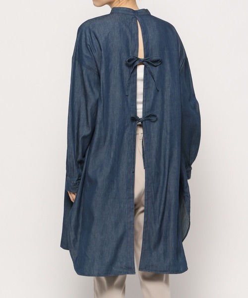 studio CLIP（スタディオクリップ）の「バックリボンデニムシャツブラウス（シャツ/ブラウス・レディース・ライトブルー/インディゴブルー・FREE/TF）」の12枚目の写真